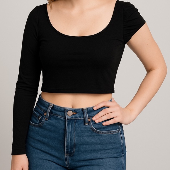 area stars Tops - Area stars One sleeve Black Jacqui Crop top size L NWT
